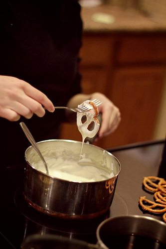 Christmas Pretzels 46