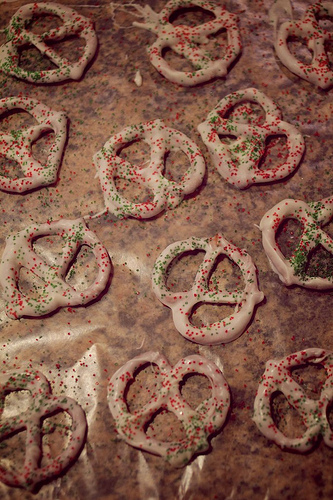 Christmas Pretzels 79